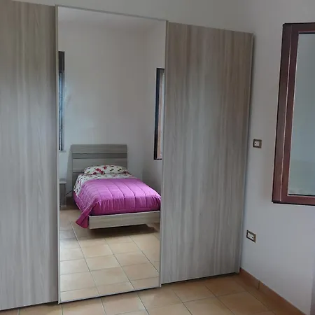 Casa Quercia Indipendente Semesterbostad