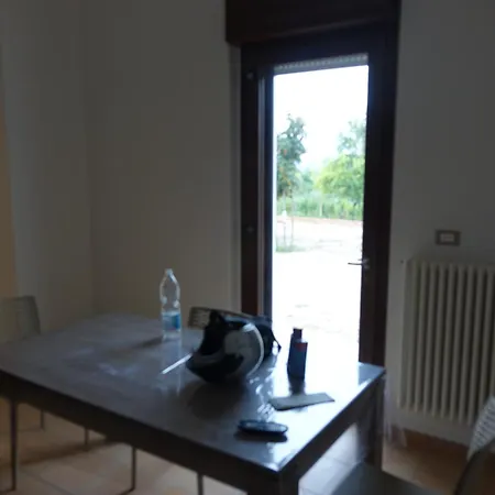 Casa Quercia Indipendente Semesterbostad